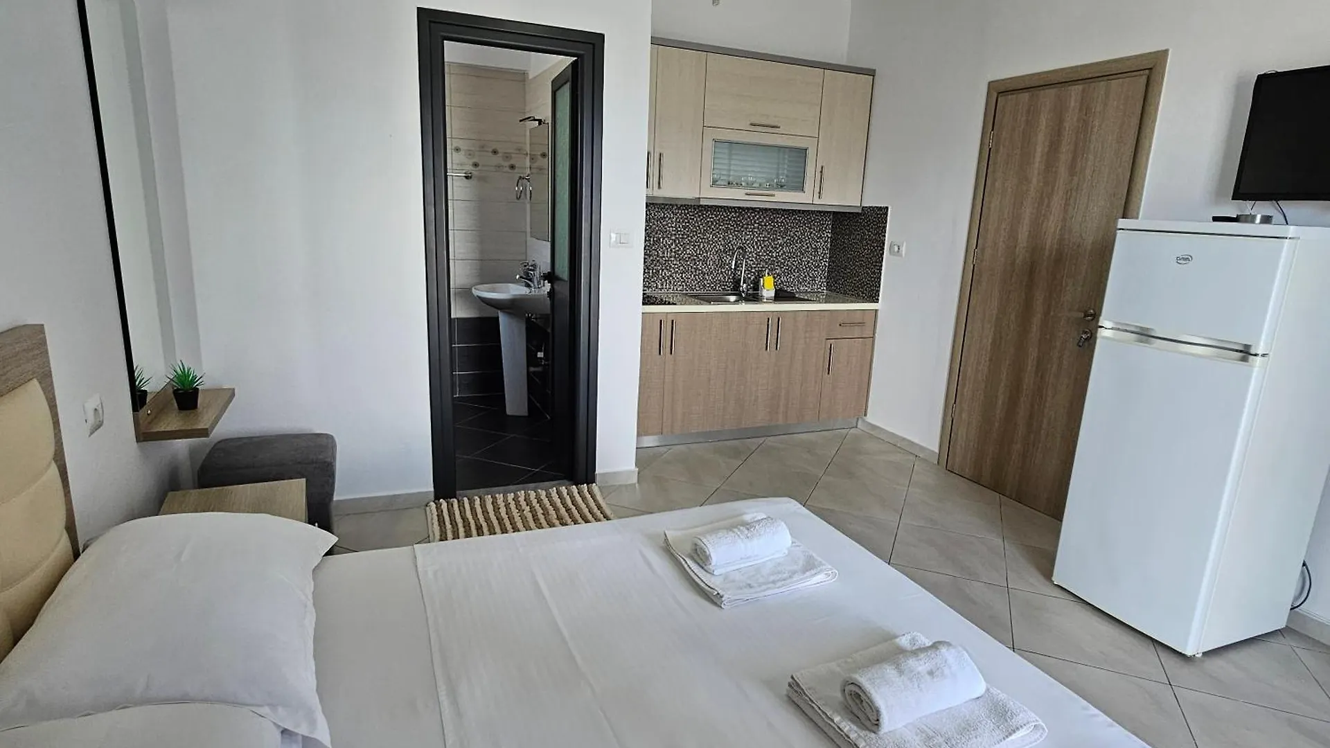 Villa Soni Oruci Ксамил 0*,